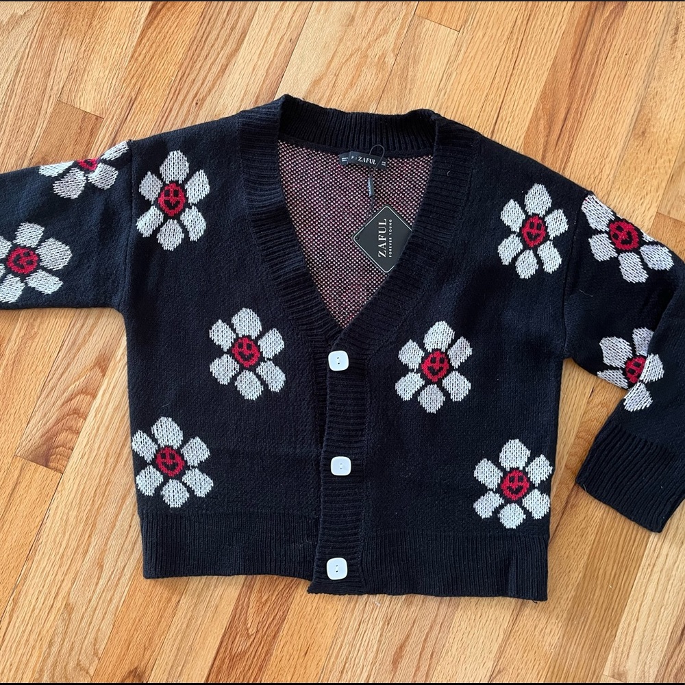 Cropped Smiley Face Cardigan